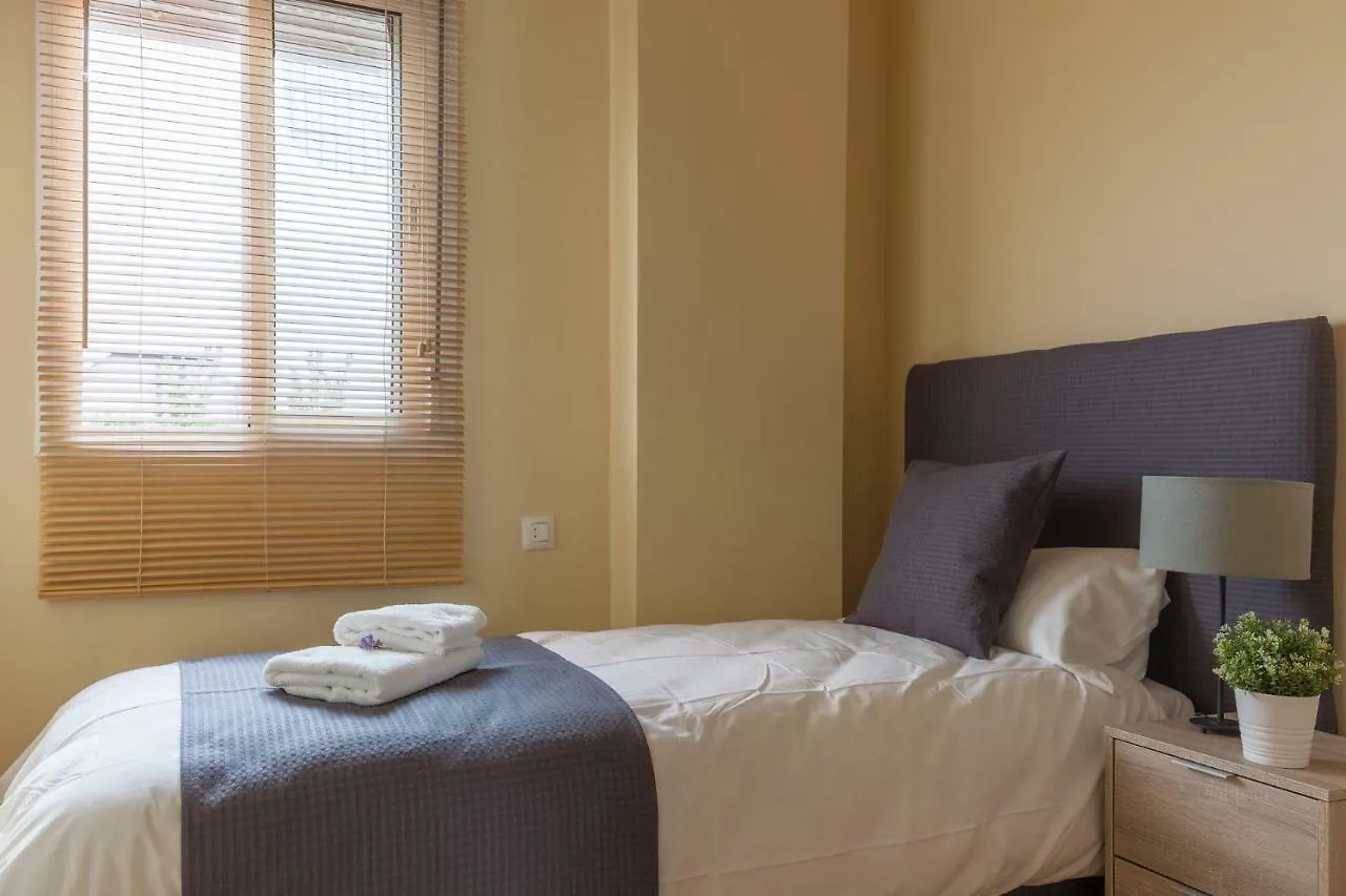 Sevilla Blossom Elegant And Bright 2 Rooms - 4Px